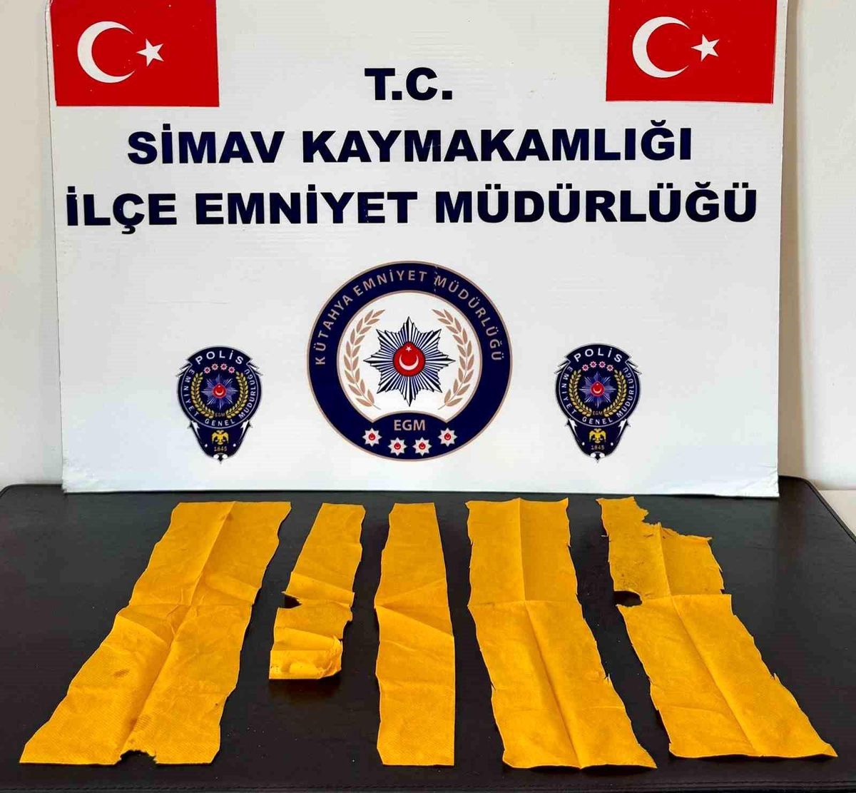 Simav'da uyuşturucu operasyonu: 3 gözaltı