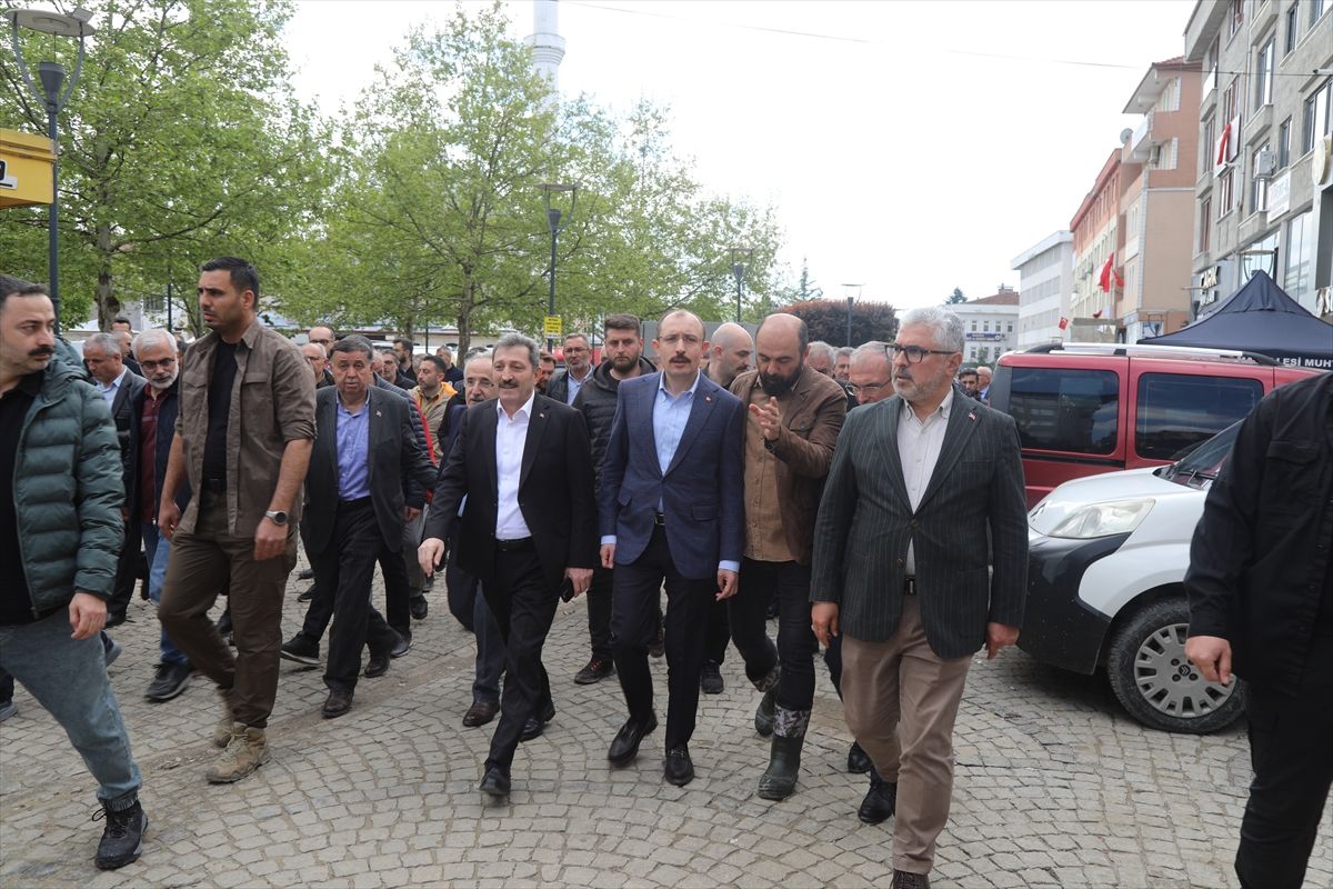 Havza'da sel hasarı: 70 konut, 385 iş yeri zarar gördü
