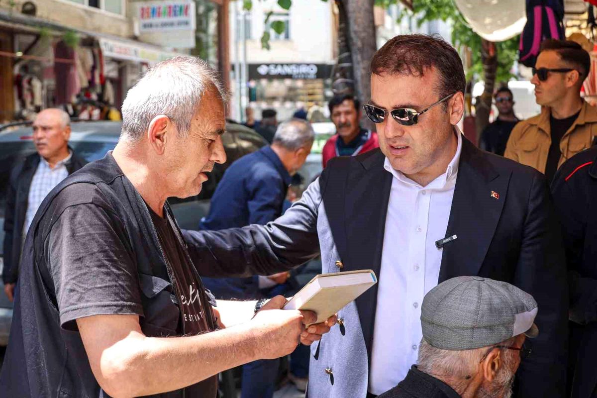 Vali Sözer esnafla buluştu