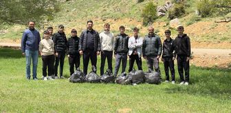 Yahyalı'da öğrenciler çevre temizliği yaptı