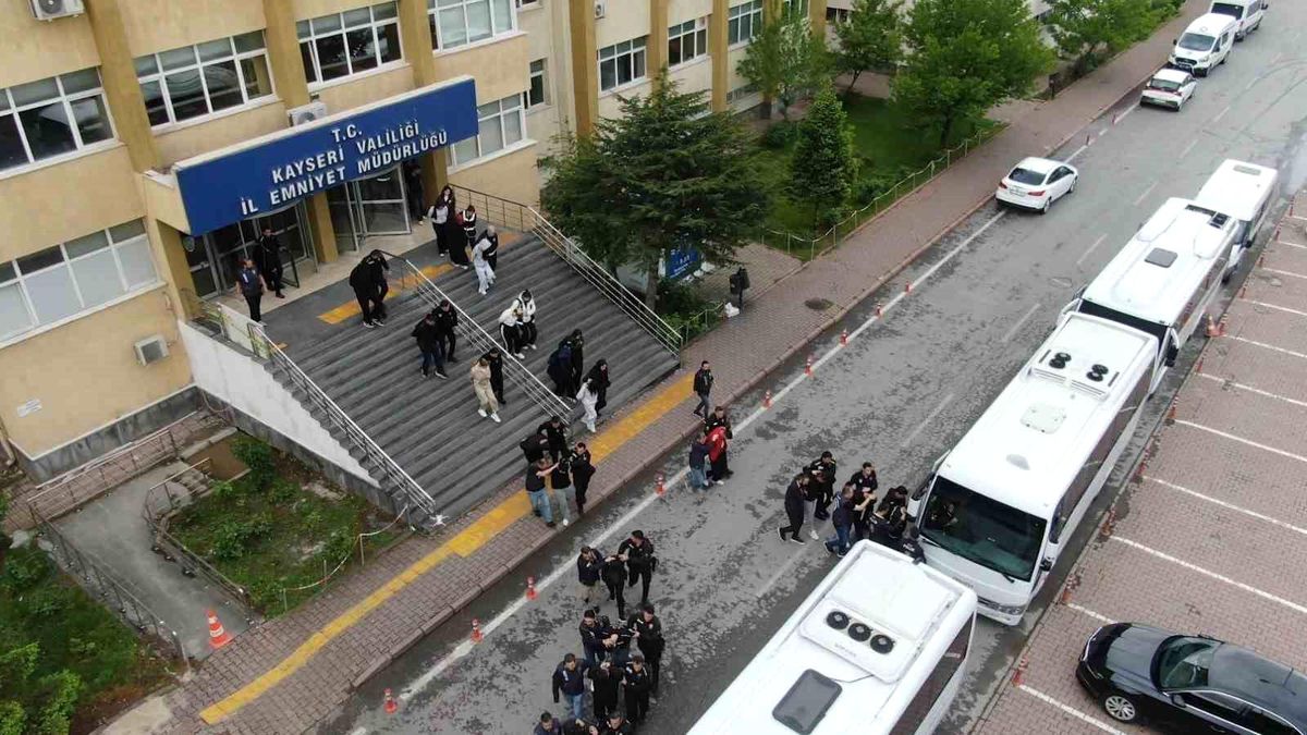 Yasa dışı bahis operasyonunda 60 tutuklama