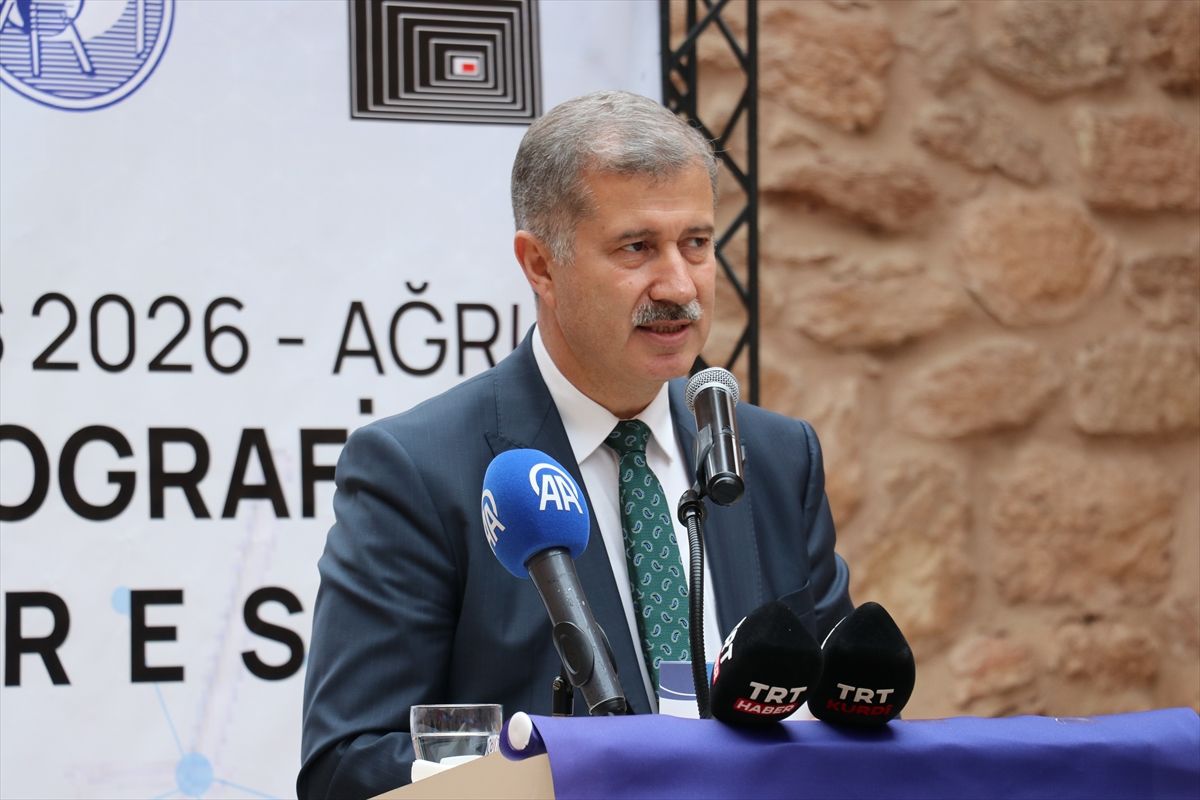 İshak Paşa Sarayı'nda bilim buluşması
