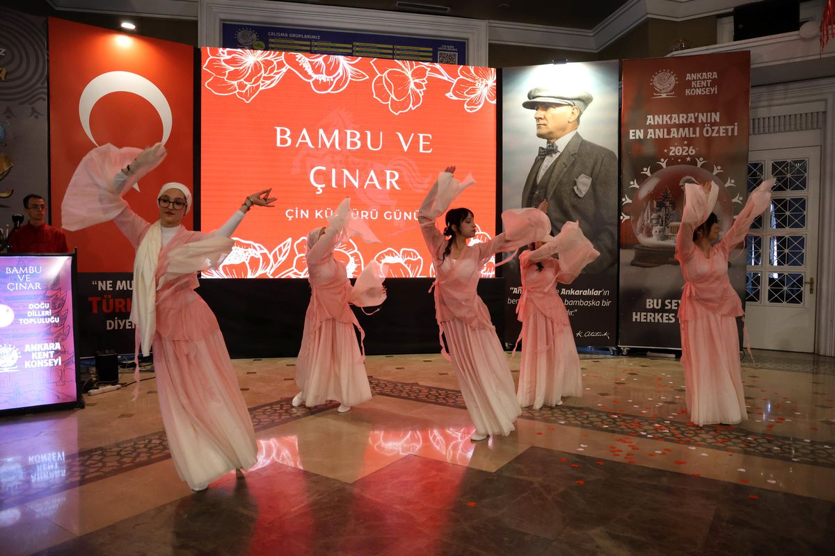 Ankara'da Düzenlenen Çin Kültürü Günü Etkinliği 'Bambu ve Çınar' Üniversite Öğrencilerinden Büyük İlgi Gördü