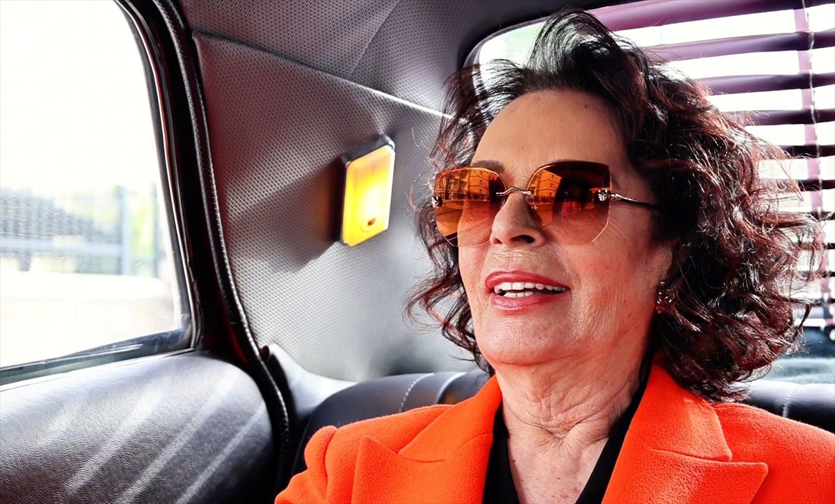 Hülya Koçyiğit'in 50 yıl önceki anısı Sivas'ta yeniden canlandı
