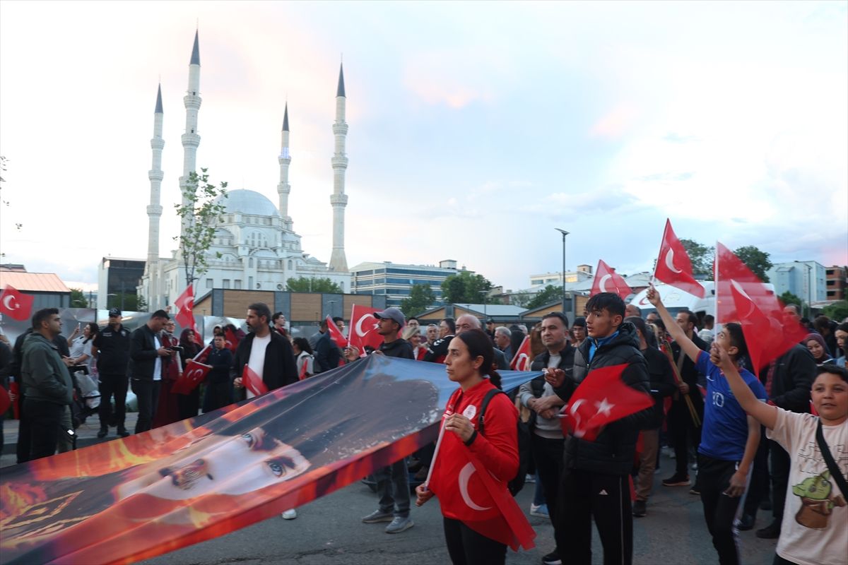 Iğdır'da 19 Mayıs Coşkusu: Gençlik Yürüyüşü