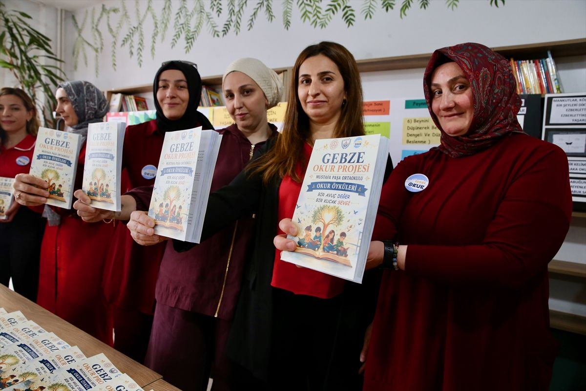 Kitap okuyan anneler kendi öykülerini yazdı