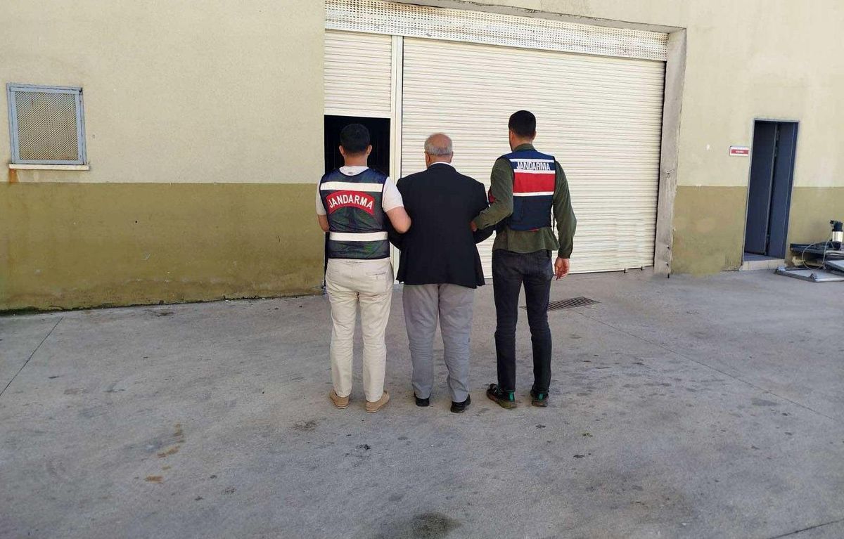26 Yıl kesinleşmiş hapis cezasıyla aranan hükümlü yakalandı