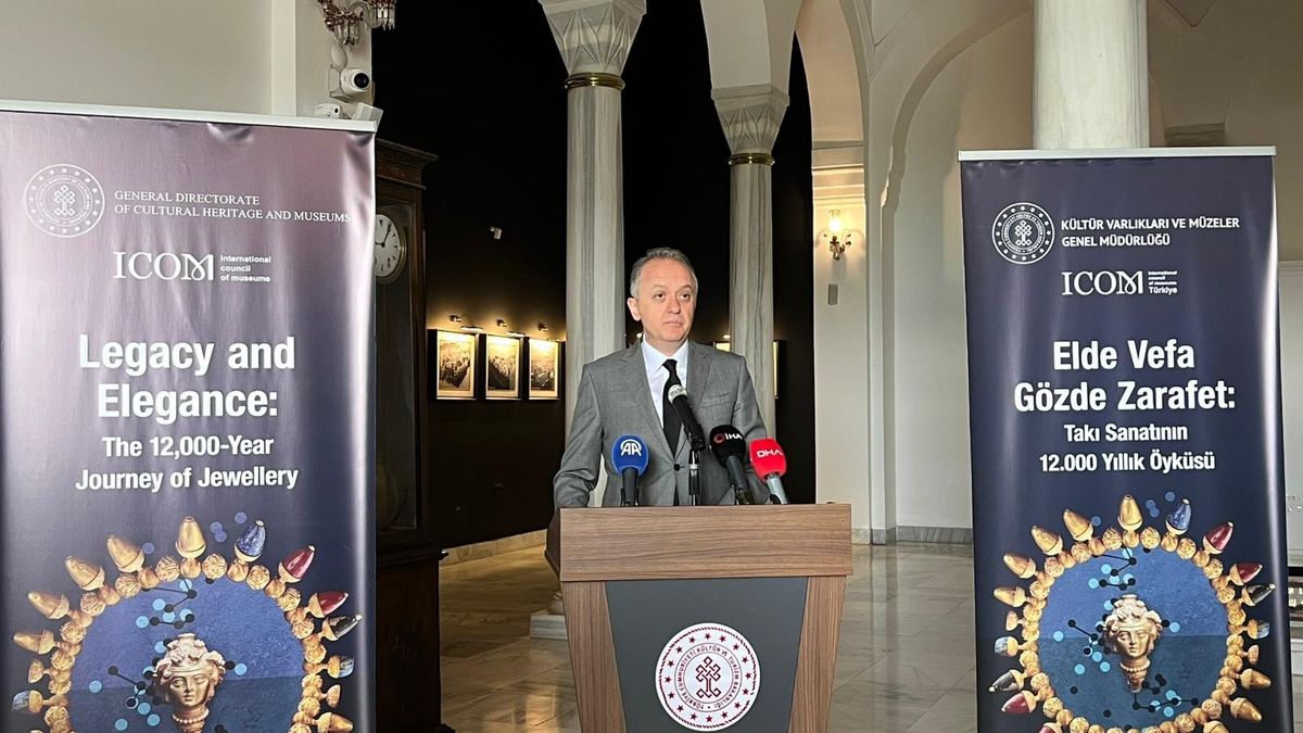 Ankara'da 'Takı Sanatının 12 Bin Yıllık Öyküsü' sergisi açıldı
