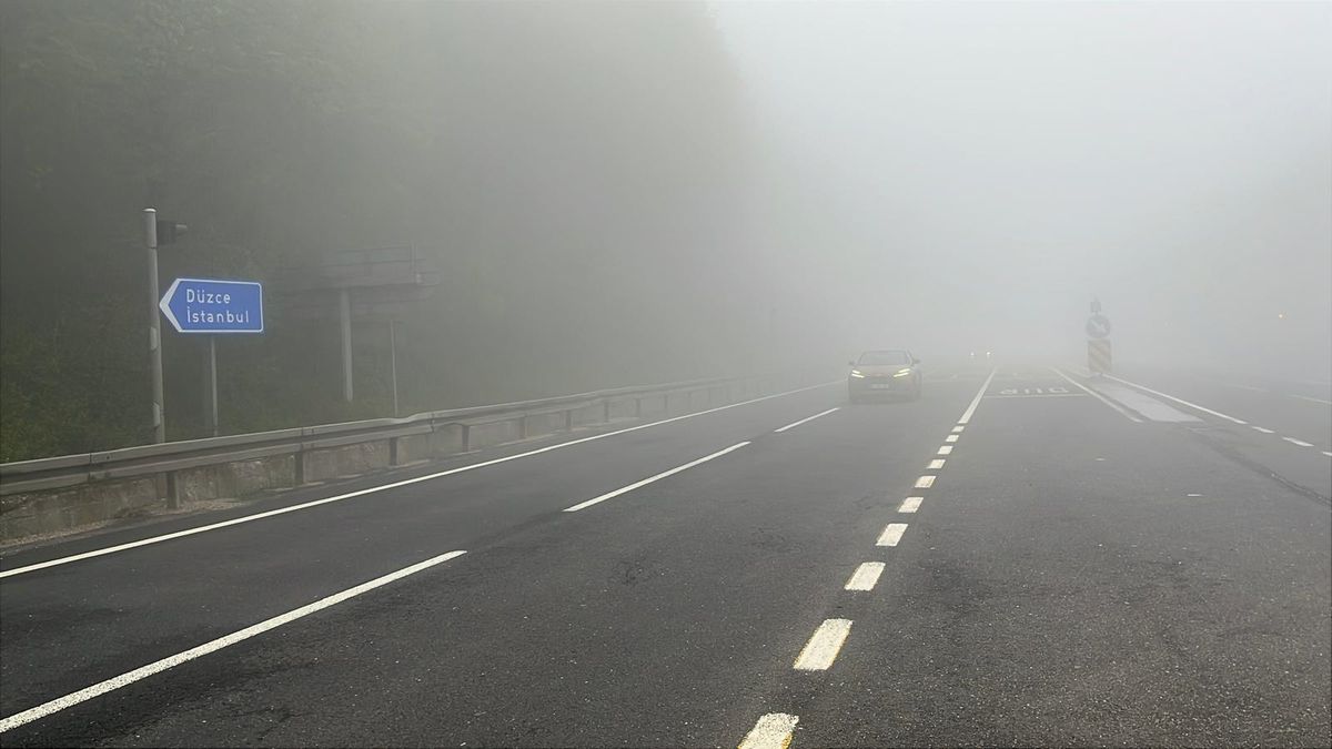 Bolu Dağı'nda sis etkili oldu