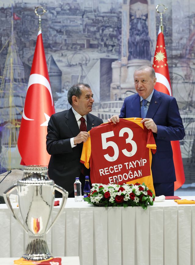 cumhurbaskani erdogan super lig sampiyonu 2 19858020 o