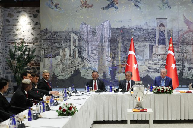 cumhurbaskani erdogan super lig sampiyonu 5 19858020 o