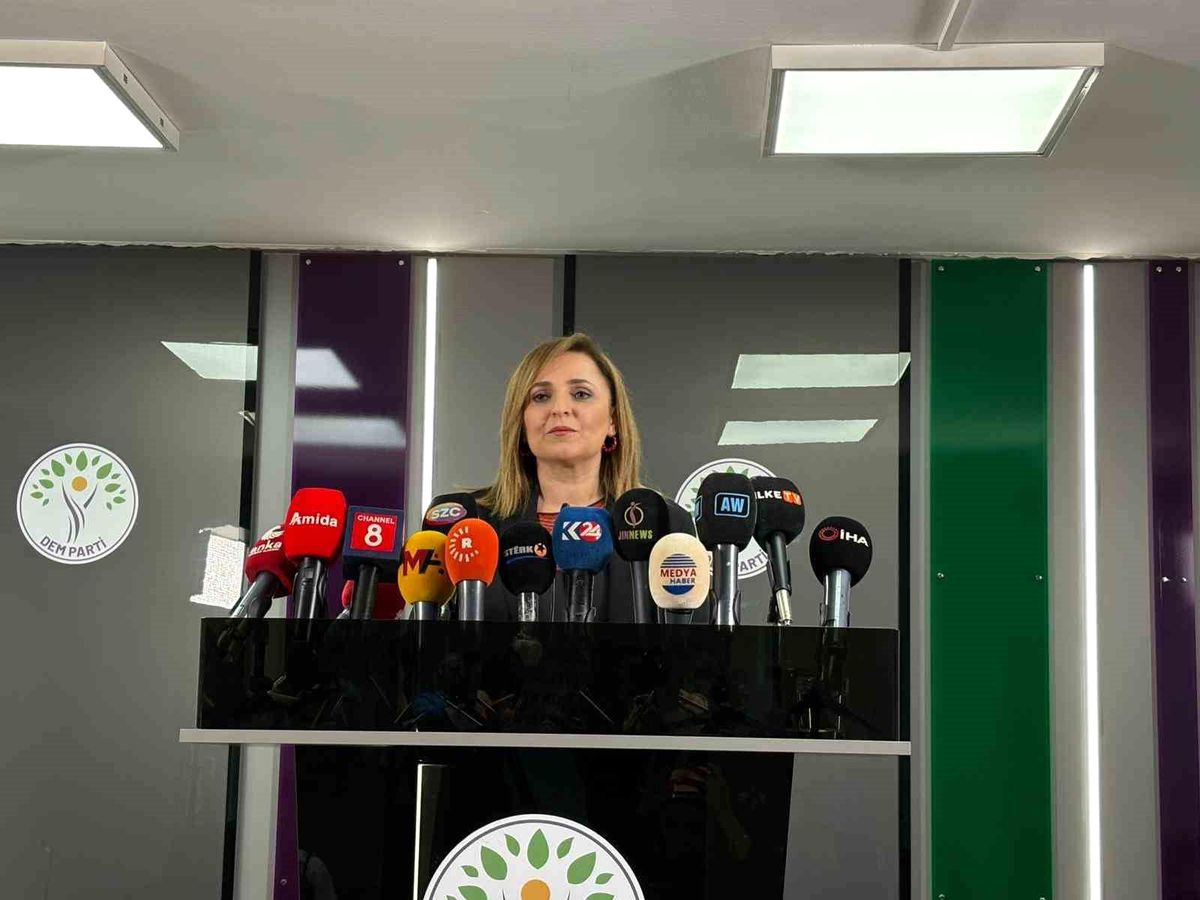 DEM Parti Sözcüsü Doğan: "İnsanlar barışa öylesine saygı duyuyor ki bulundukları her yerden buna ses verme...