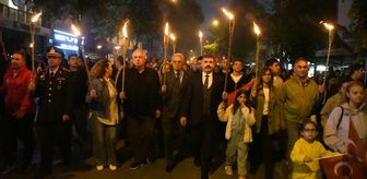 Düzce'de 19 Mayıs Fener Alayı Coşkusu