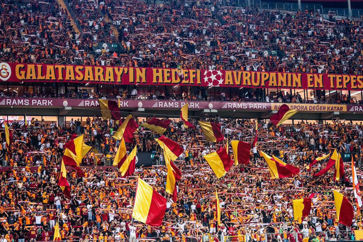 Galatasaray'da şok ayrılık! Böyle bir sonu kimse beklemiyordu