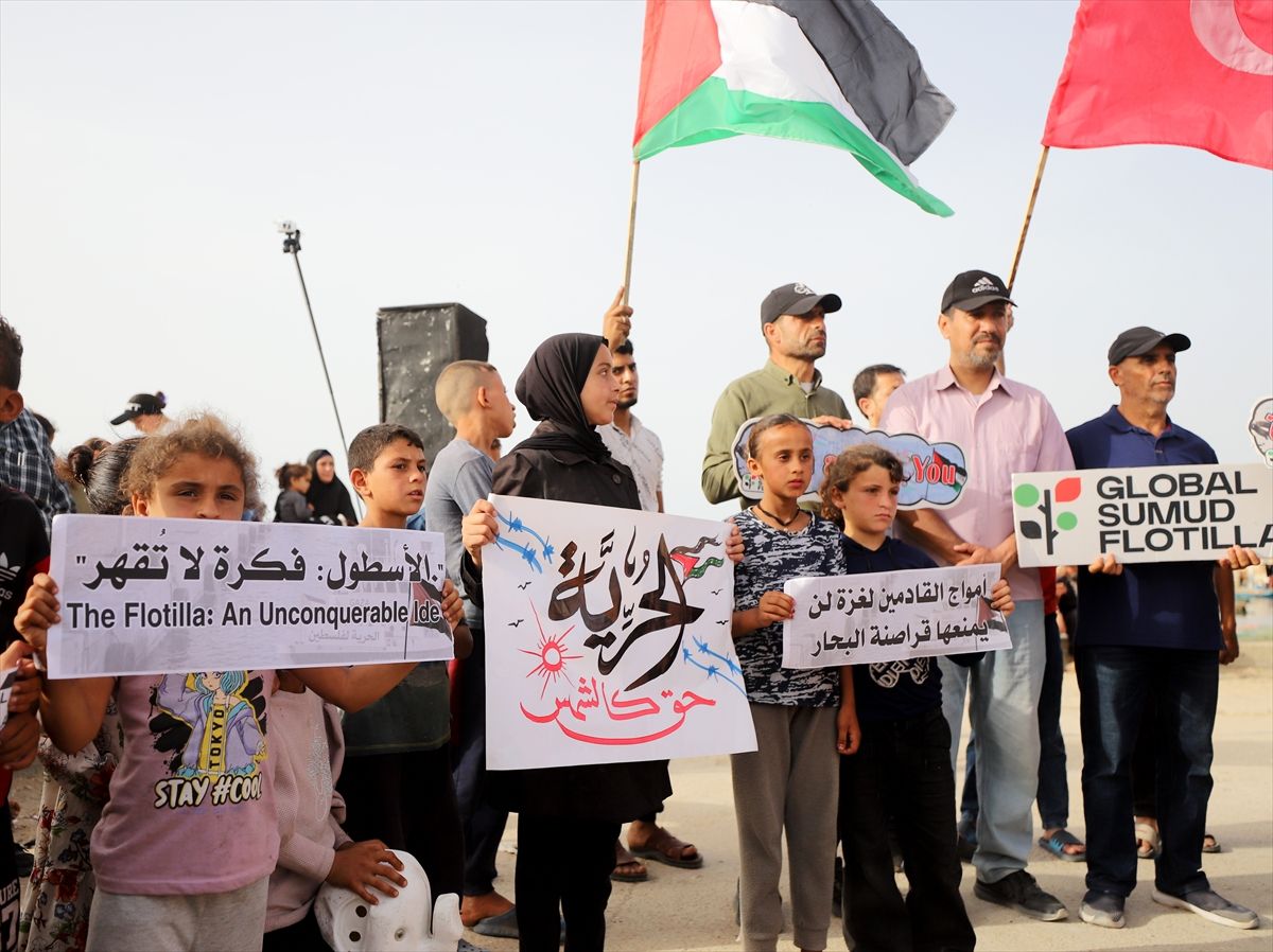 Gazze'de Küresel Sumud Filosu'na destek gösterisi düzenlendi