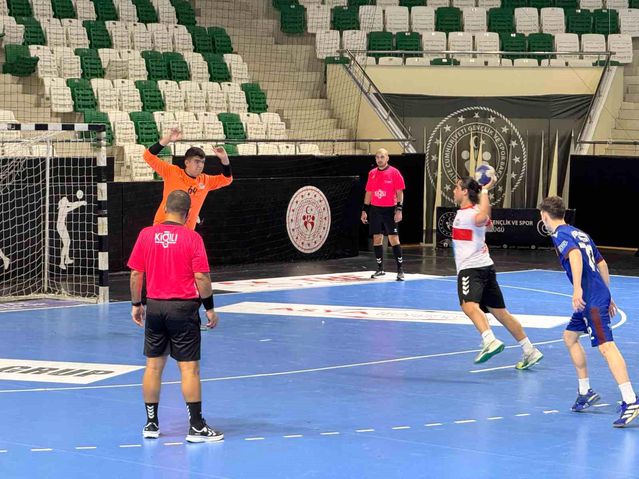 Giresun'da hentbol heyecanı başladı