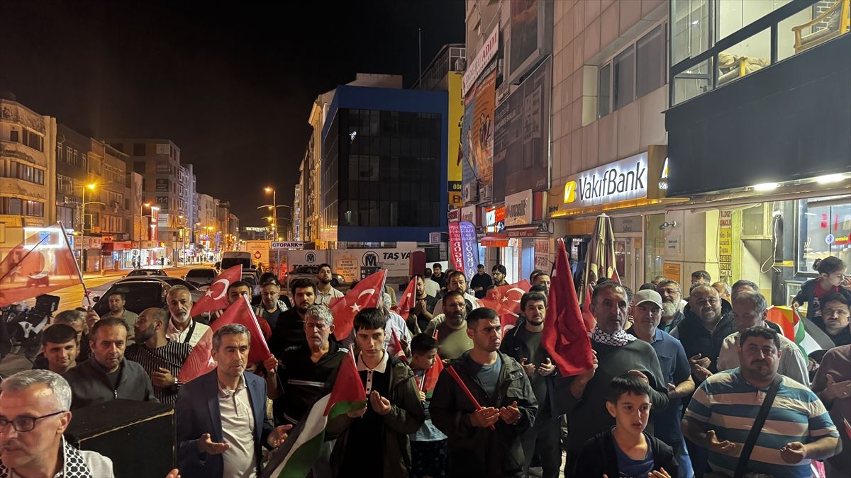 Hatay'da İsrail'in Küresel Sumud Filosu'na saldırısı protesto edildi
