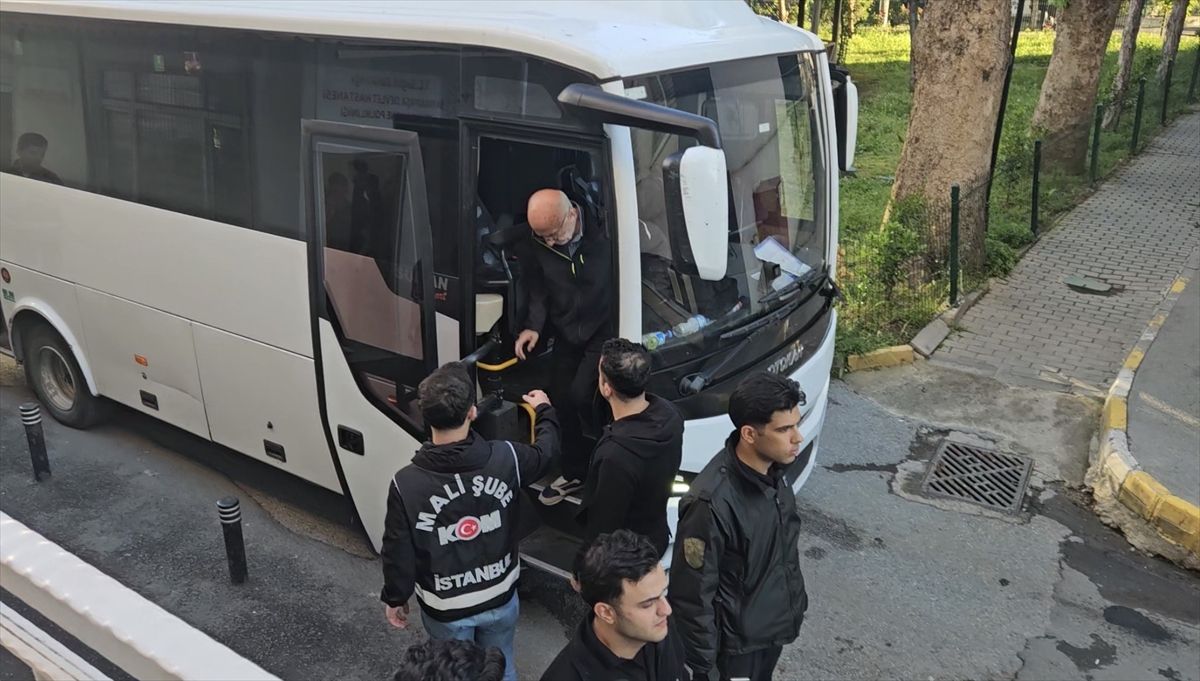 'İmamoğlu çıkar amaçlı suç örgütü' soruşturmasında gözaltına alınan 12 zanlı adliyeye sevk edildi