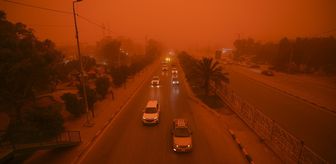 Irak'ın Necef kentinde kum fırtınası etkili oldu