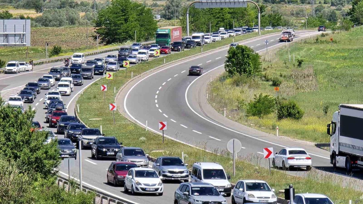Karabük'te kayıtlı araç sayısı 87 bin 66 oldu