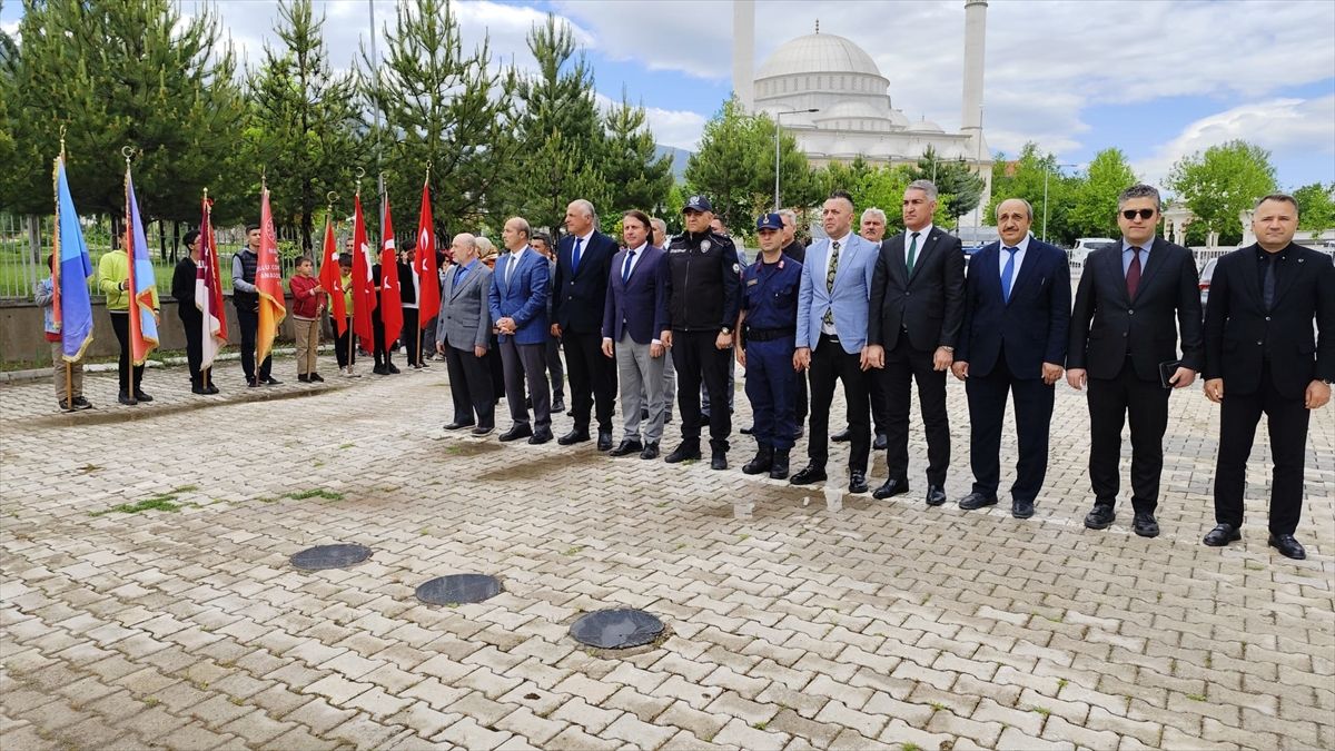 Malatya'nın ilçelerinde 19 Mayıs Atatürk'ü Anma, Gençlik ve Spor Bayramı kutlandı