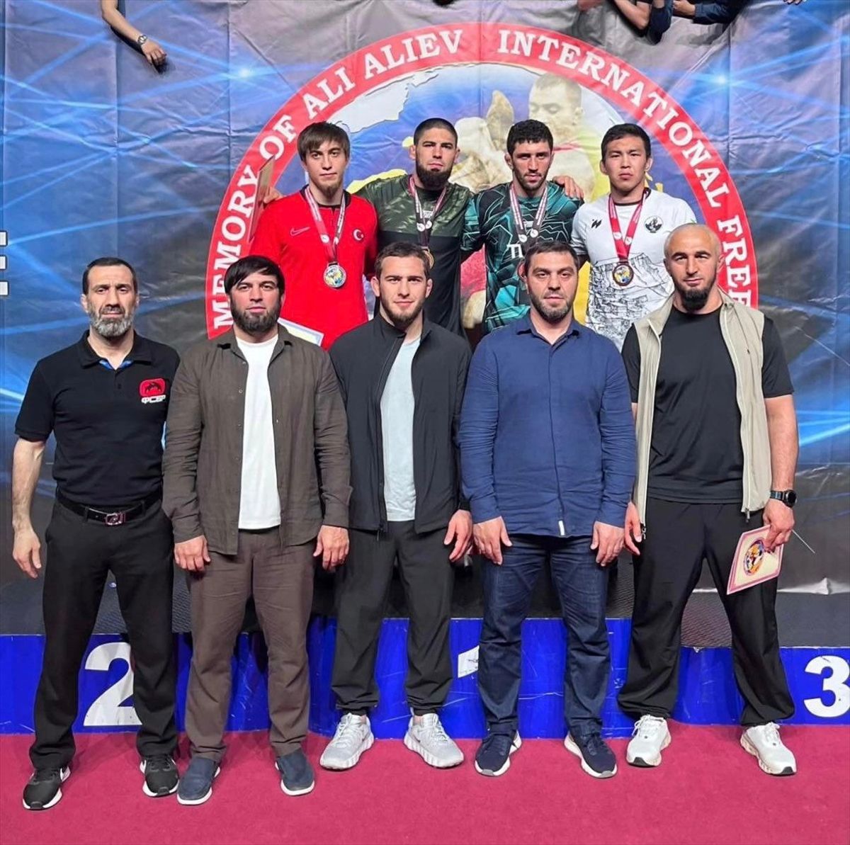 Milli güreşçiler, 56. Uluslararası Ali Aliyev Güreş Turnuvası'nda 3 gümüş madalya kazandı