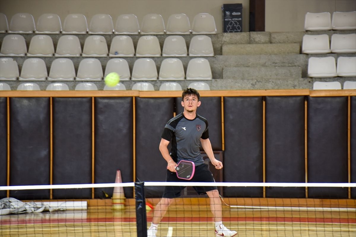 Samsun'da bağımlılıkla mücadele için 'pickleball' şampiyonası düzenlendi