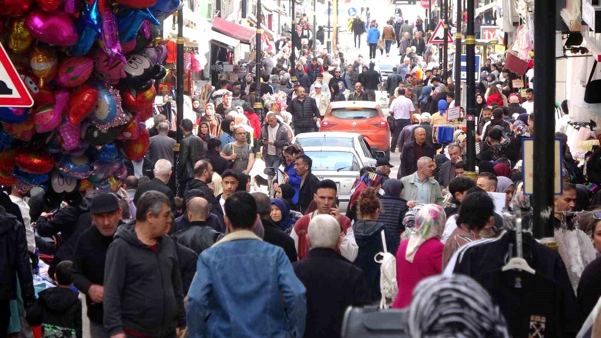Sivas'ın nüfüsü yaşlandı, genç nüfus hızla azalıyor