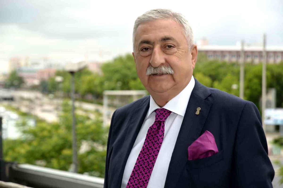 TESK Başkanı Palandöken: Gençlerimiz ülkemizi daha güçlü yarınlara taşıyacak