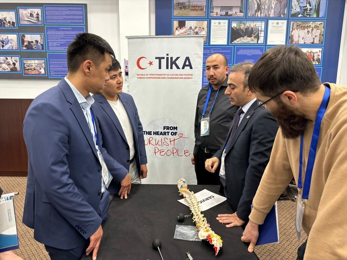 TİKA'nın destekleriyle 'Kazak Omurga Günleri' tıp etkinliği Astana'da düzenlendi