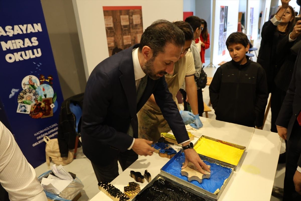Yaşayan Miras Okulu'nda 'gençlik şöleni' düzenlendi