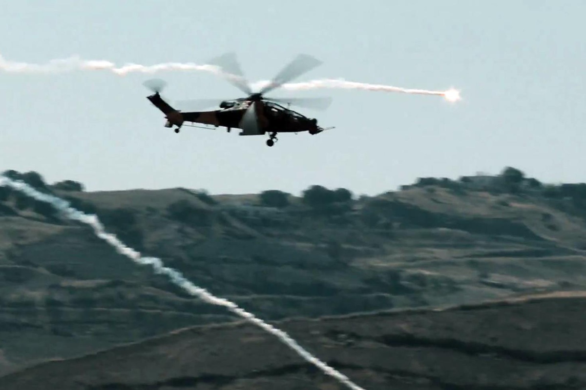 ATAK helikopterleri, Efes-2026'da hedefleri vurdu