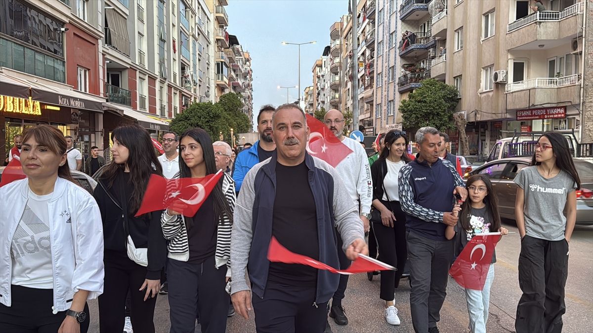 Aydın'da fener alayı düzenlendi