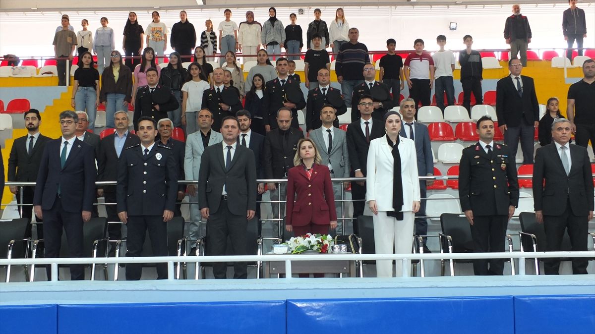 Elazığ Keban'da 19 Mayıs Coşkusu: Gençlik ve Spor Bayramı Törenle Kutlandı