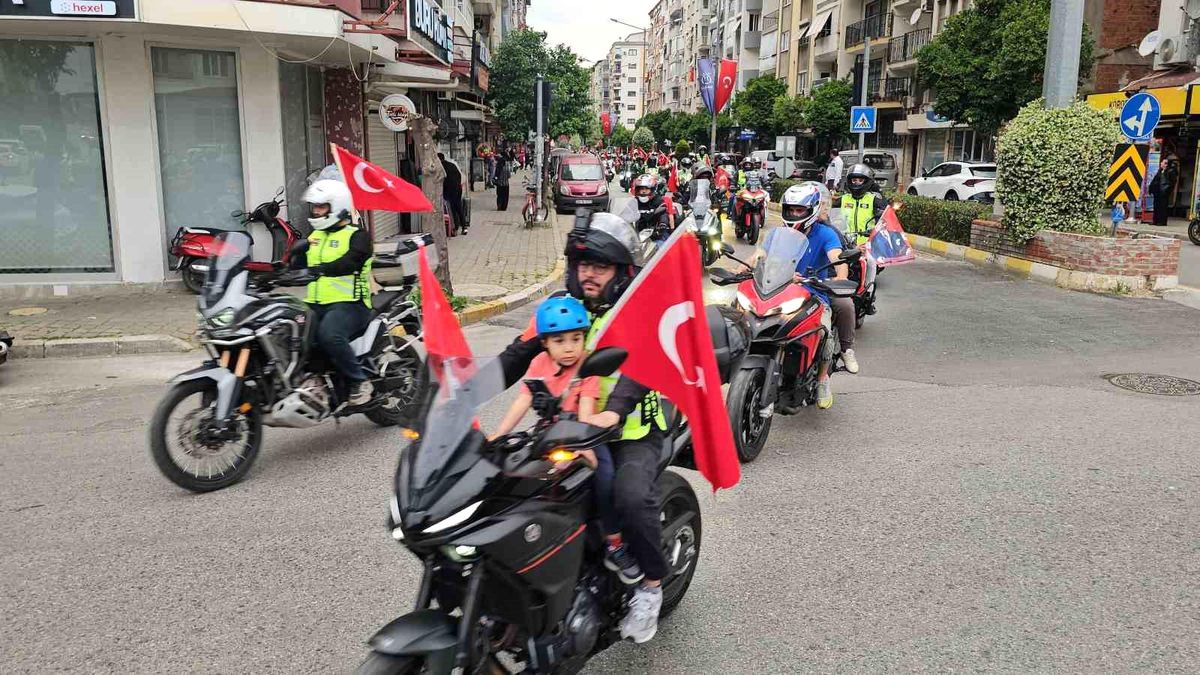 Nazilli'de iki tekerli kutlama