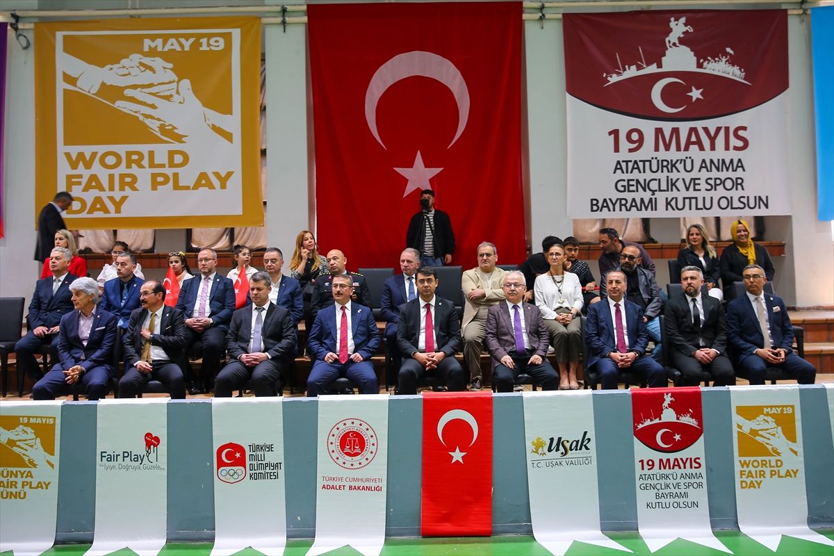Uşak'ta dezavantajlı çocuklar için spor temelli rehabilitasyon projesi başlatıldı