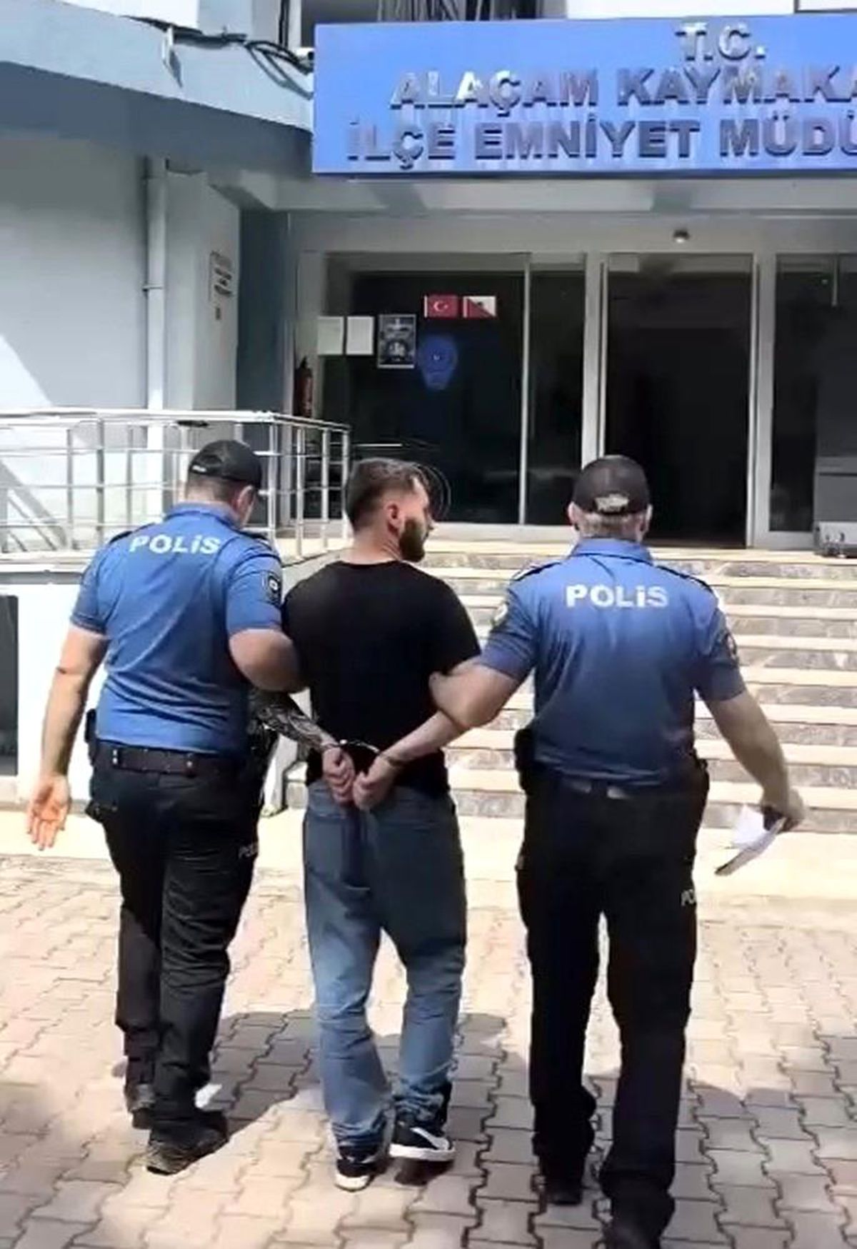 Alaçam'da cinayet hükümlüsü yakalandı