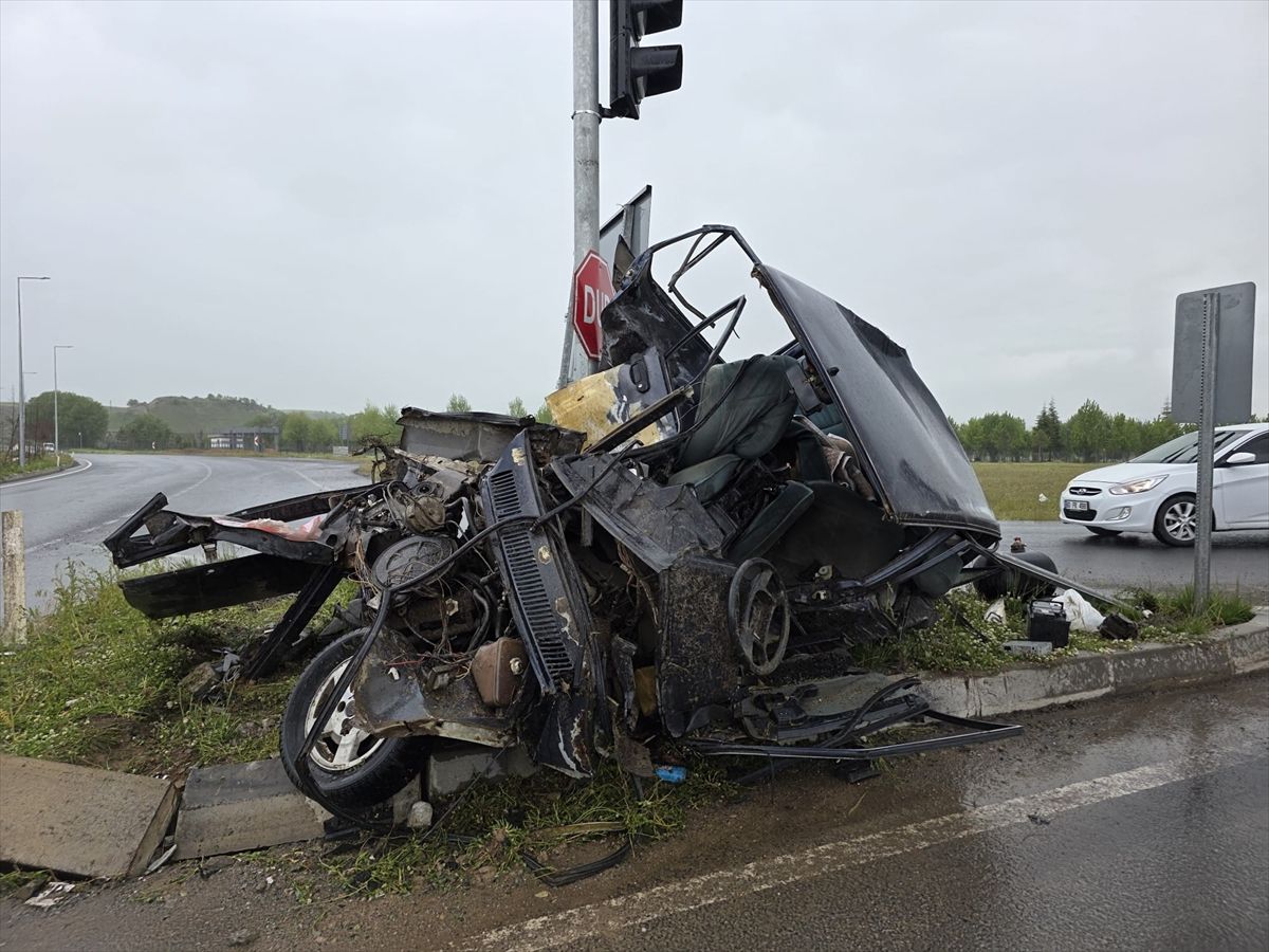 Bingöl'de zincirleme trafik kazasında 2 kişi yaralandı