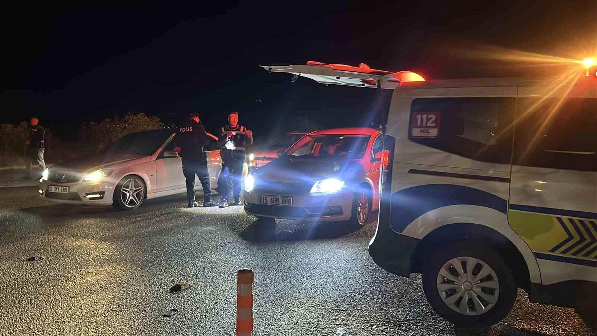 Burdur'da polis ekiplerinden sıkı denetim
