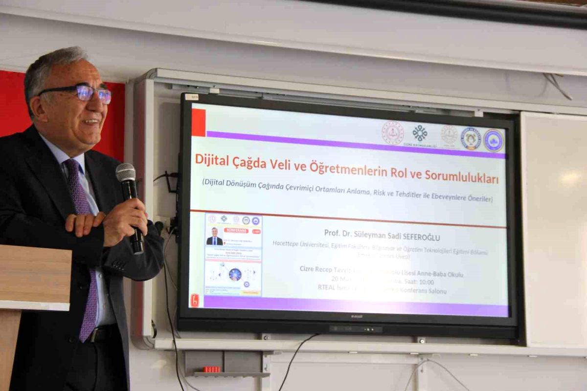 Cizre'de 'Anne Baba Okulu' konferansı yoğun ilgi gördü