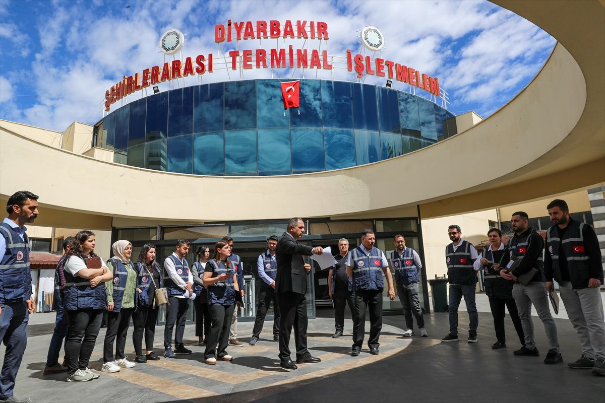 Diyarbakır'da Kurban Bayramı öncesi otogarda denetim yapıldı