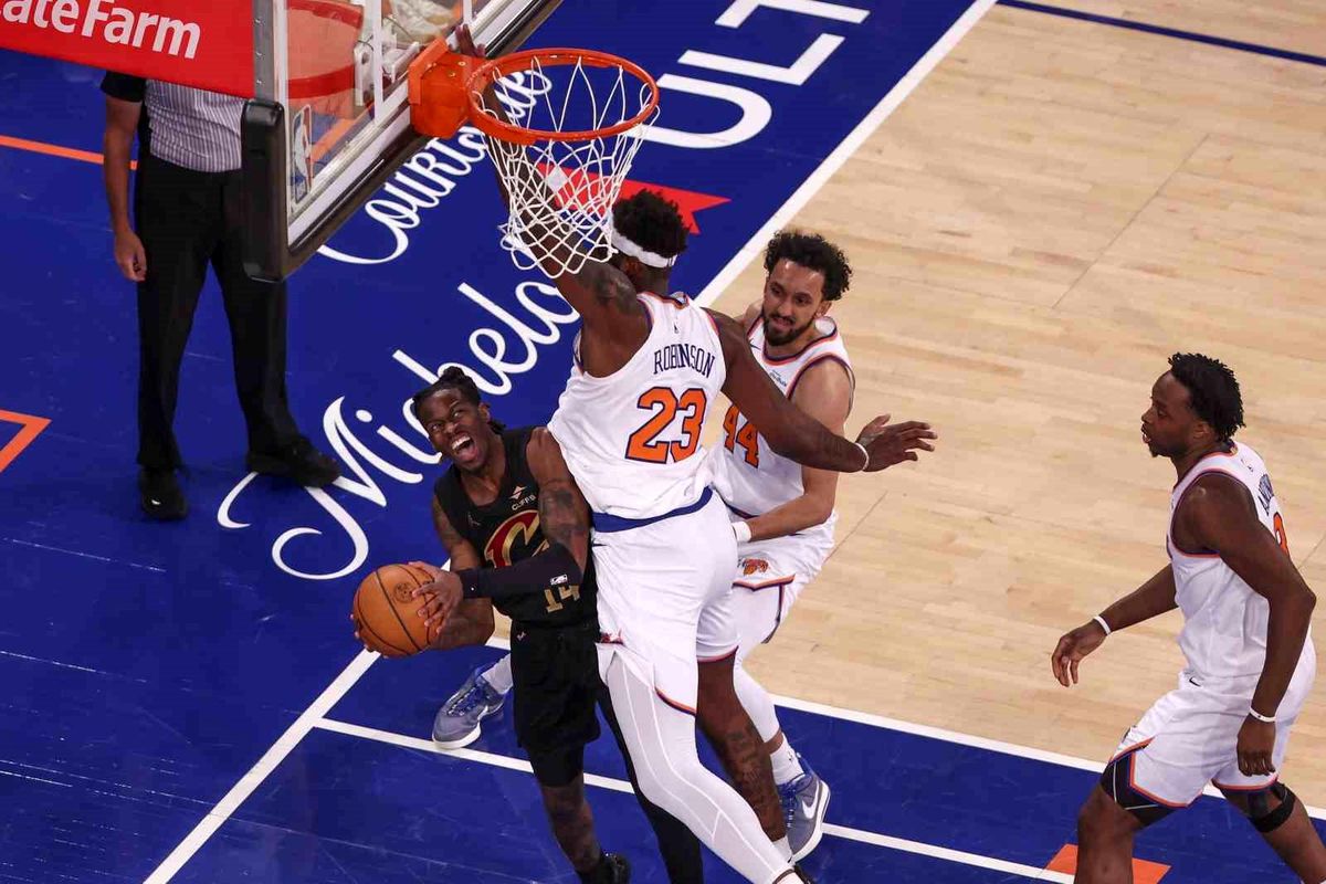 Doğu Konferansı final serisinde ilk maç New York Knicks'in