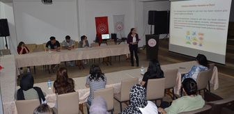 Edirne'de Aile ve Sosyal Hizmetler personeline enfeksiyon eğitimi verildi