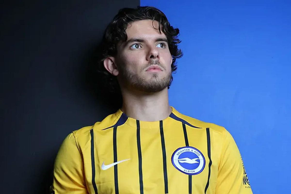 Ferdi Kadıoğlu, Brighton'da sezonun oyuncusu seçildi