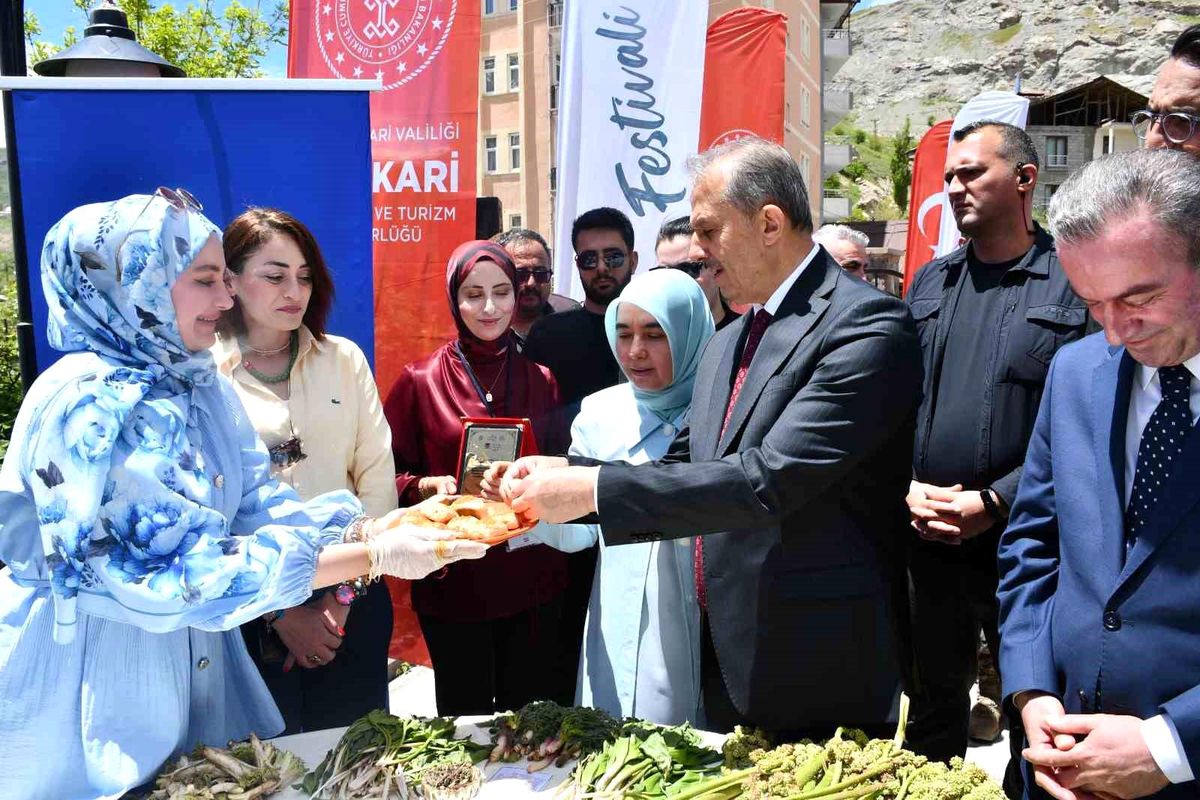 Hakkari'de yöresel lezzetler tanıtıldı