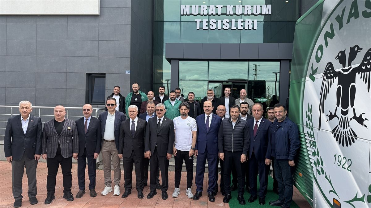 Konyaspor, Ziraat Türkiye Kupası finali için Antalya'ya gitti