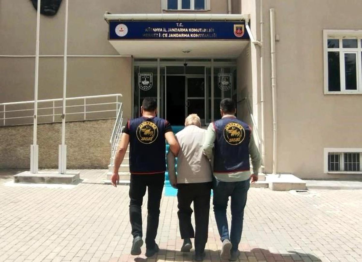 Kütahya İl Jandarma Komutanlığı'ndan aranan şahıslara yönelik uygulama