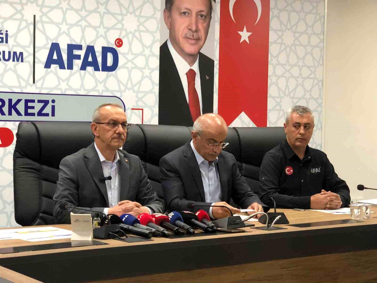 Malatya'da deprem sonrası 74 kişi hastanelere başvurdu