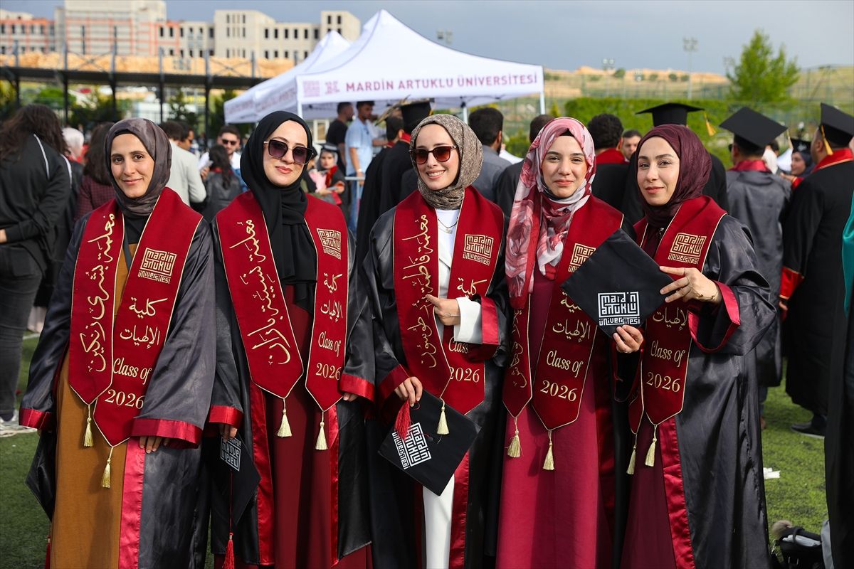 Mardin Artuklu Üniversitesinde mezuniyet töreni düzenlendi