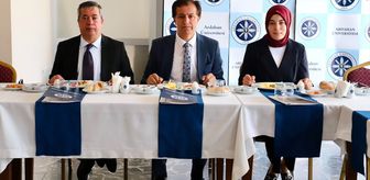 Rektör Emiroğlu, Ardahan Üniversitesi'nde yürütülen çalışmaları ve projeleri anlattı Açıklaması